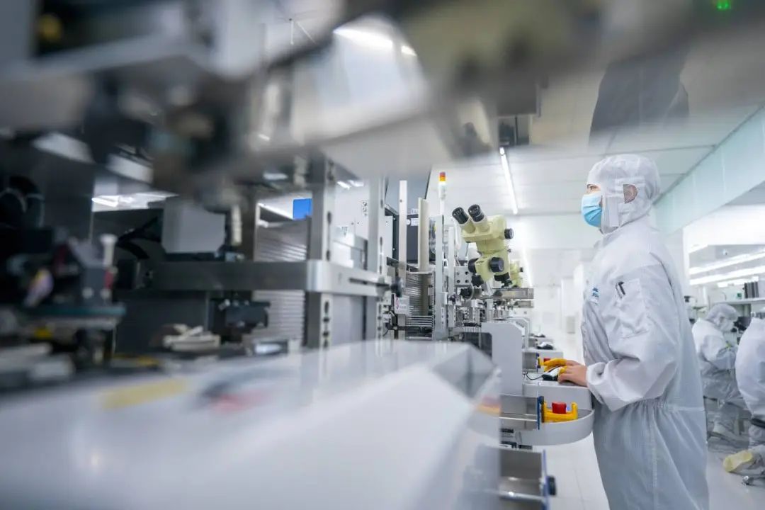 hahabet星辰大海官方网站-妄想从这里起头