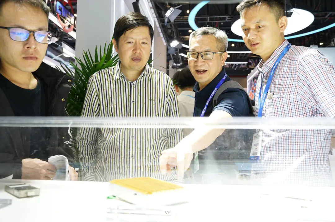 hahabet星辰大海官方网站-妄想从这里起头